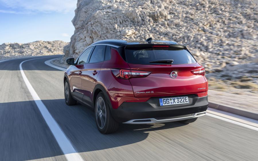  Opel Grandland X Hybrid4 2019 года  (фото 24 из 42)